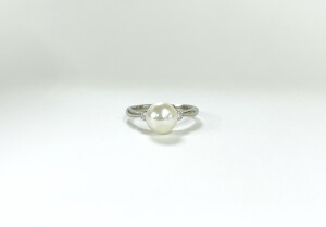 Pt900 あこや真珠とダイヤモンドの指輪