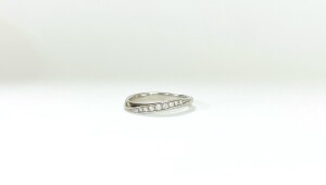 Pt900 ダイヤモンド9個入り結婚指輪