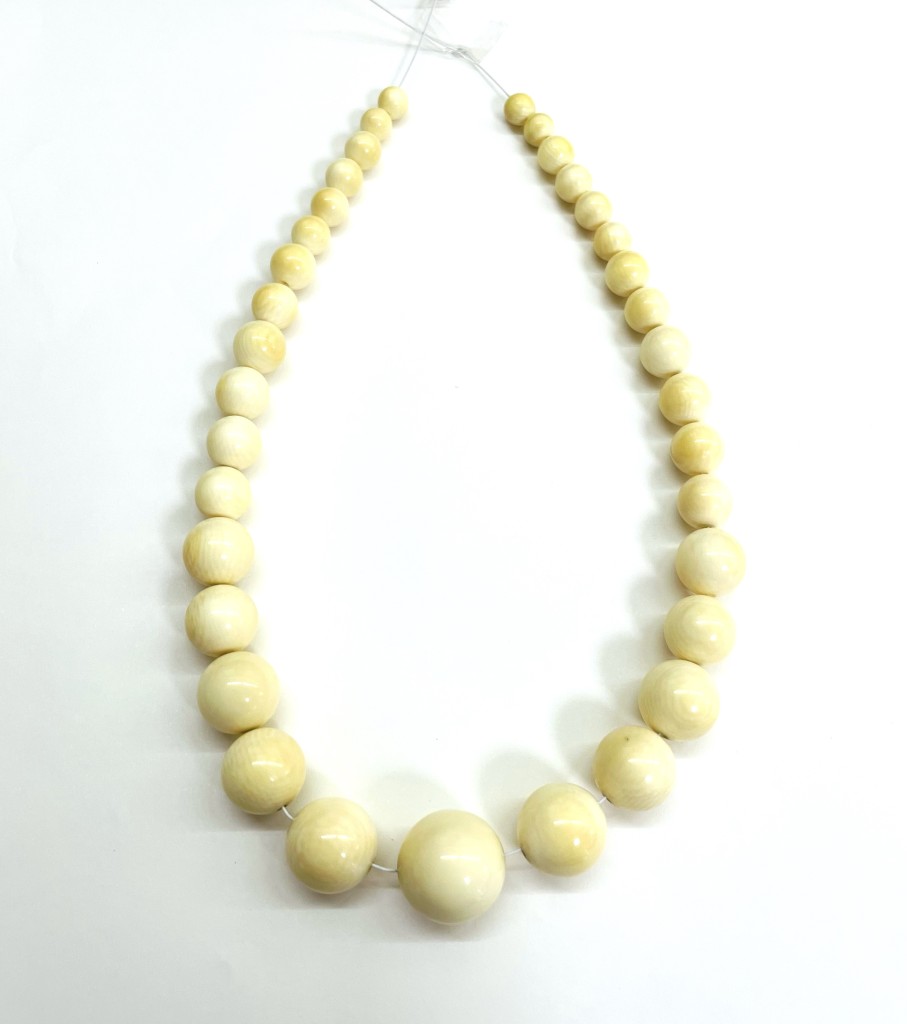 象牙のネックレスを念珠にリフォーム
