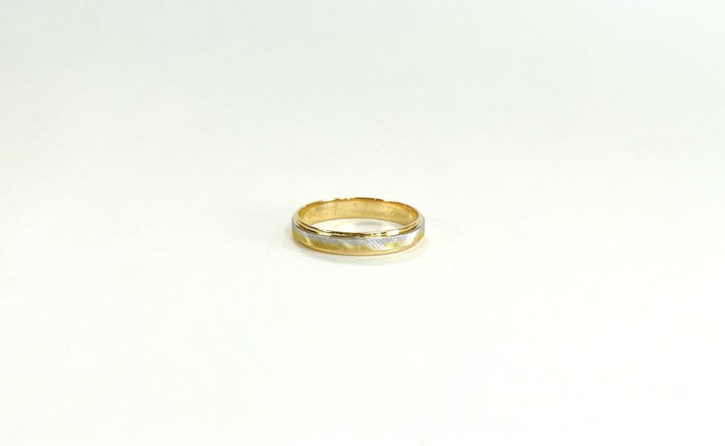 コンビの指輪をサイズ直し