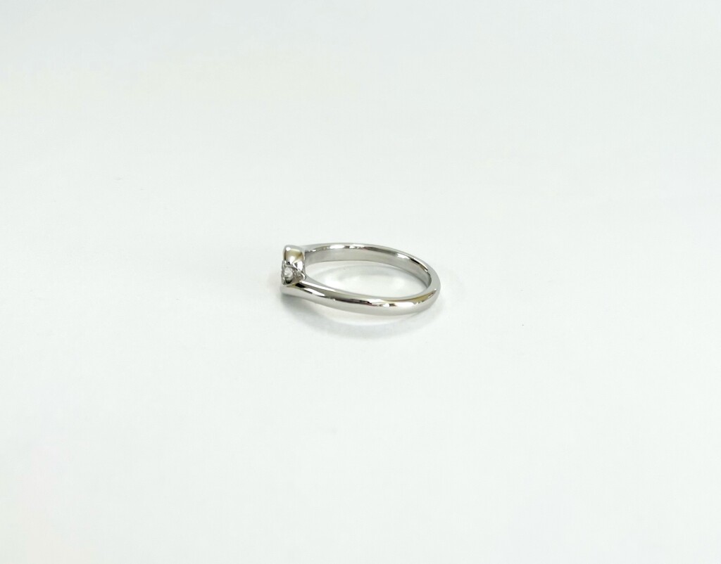 引っかからない婚約指輪