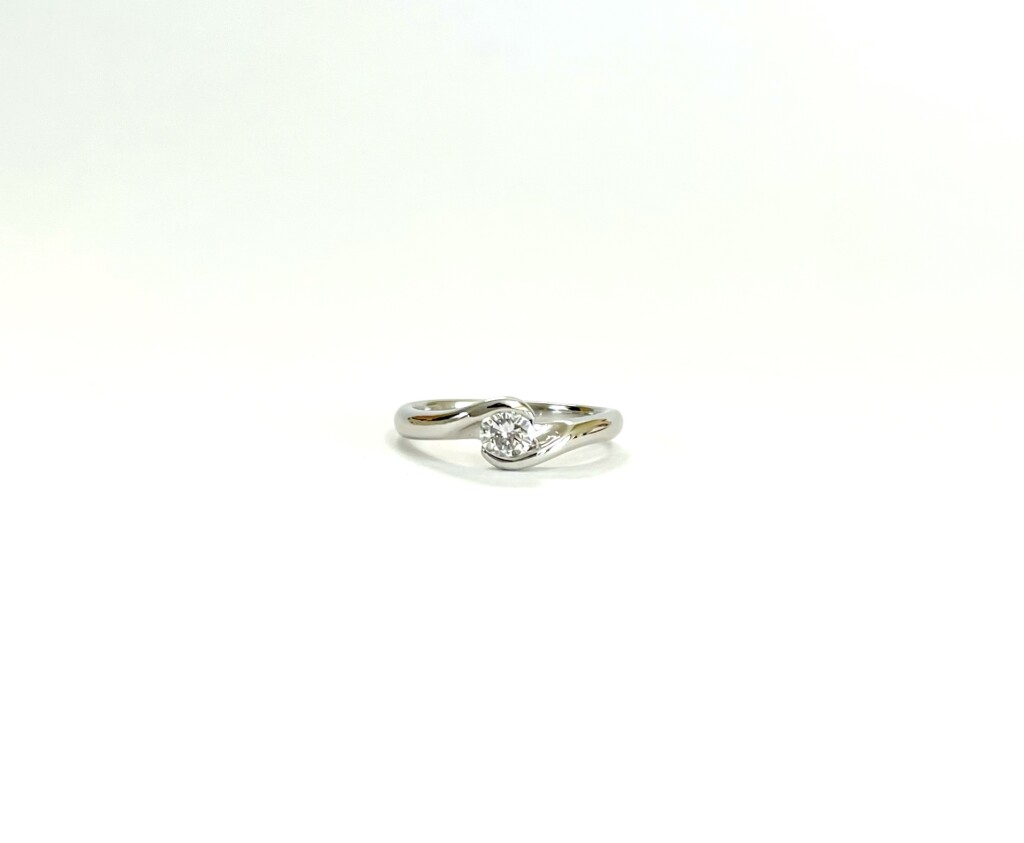 Ptダイヤモンドリング