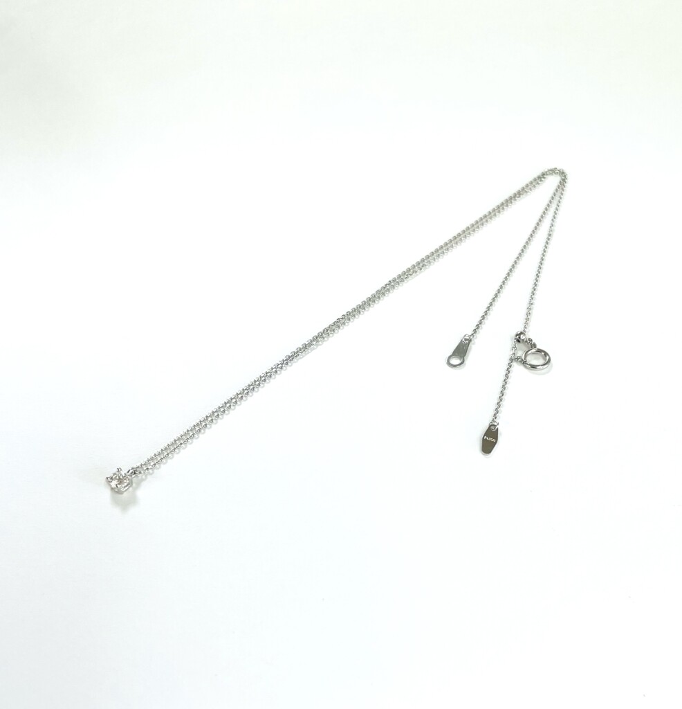 プラチナのダイヤモンドネックレス